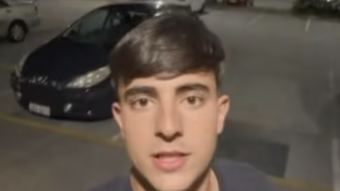 Despido de joven Tiktoker
