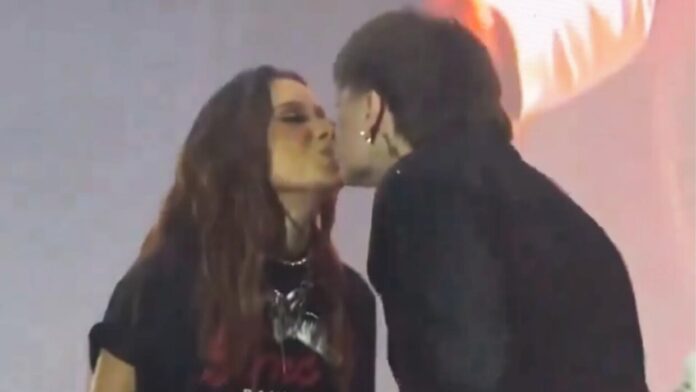 Peso Pluma y Anitta: